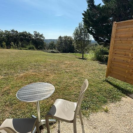 Logis Hotel La Bergerie Hotel 3 Etoiles Restaurant Savoureux Saint-Pierre-Lafeuille エクステリア 写真
